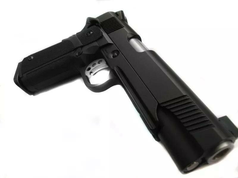 KP-05  (Green Gas) - Zwart