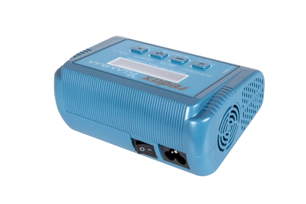 REDOX  GAMMA Charger &ndash; Advanced LiPo &amp; NiMH Battery Charger with Built-in Power Supply and Balancer