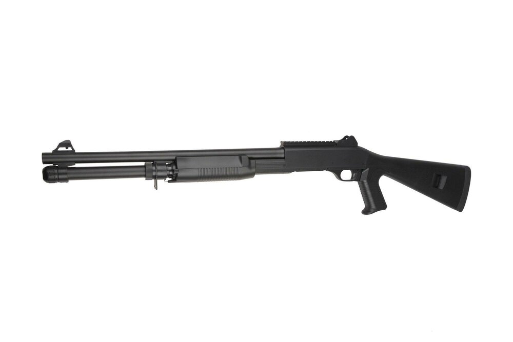 CM370 Shotgun Replica