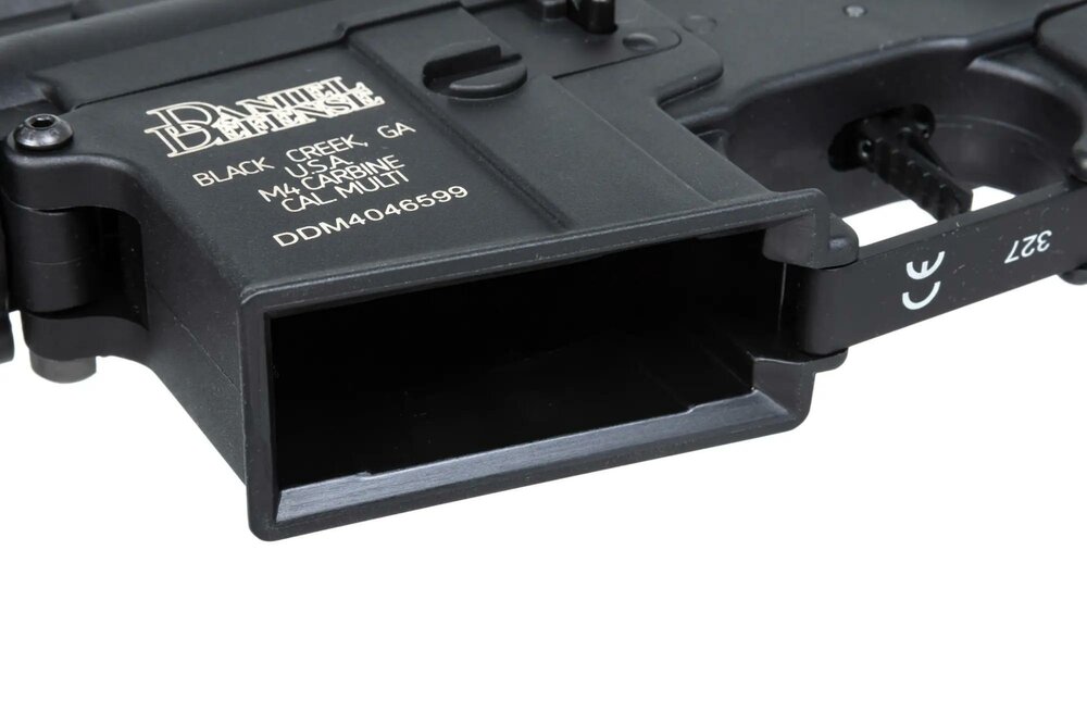 Specna Arms Daniel Defense&reg; MK18 SA-C19 CORE&trade; HAL ETU&trade; Gen.2 airsoft Carbine Black