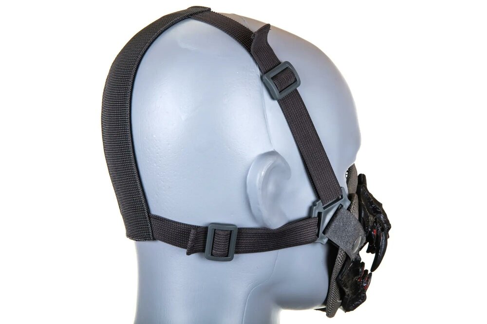 WoSport Stalker Fangs Standard Grey Mask