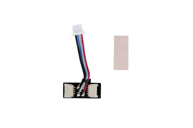 Distributor for connecting multiple accessories (1x power supply and 2x multifunctional) to the TITAN II Bluetooth&reg;