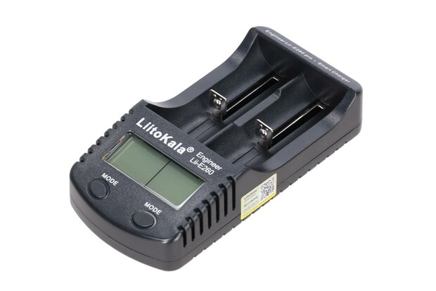 LII-260 charger for Li-Ion batteries